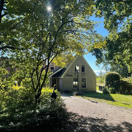 Spacious Country Retreat *
