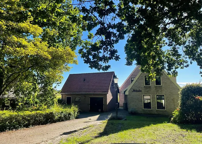 Spacious Country Retreat *