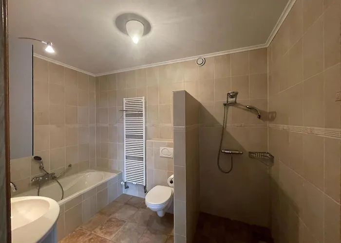 度假居 Spacious Country Retreat *